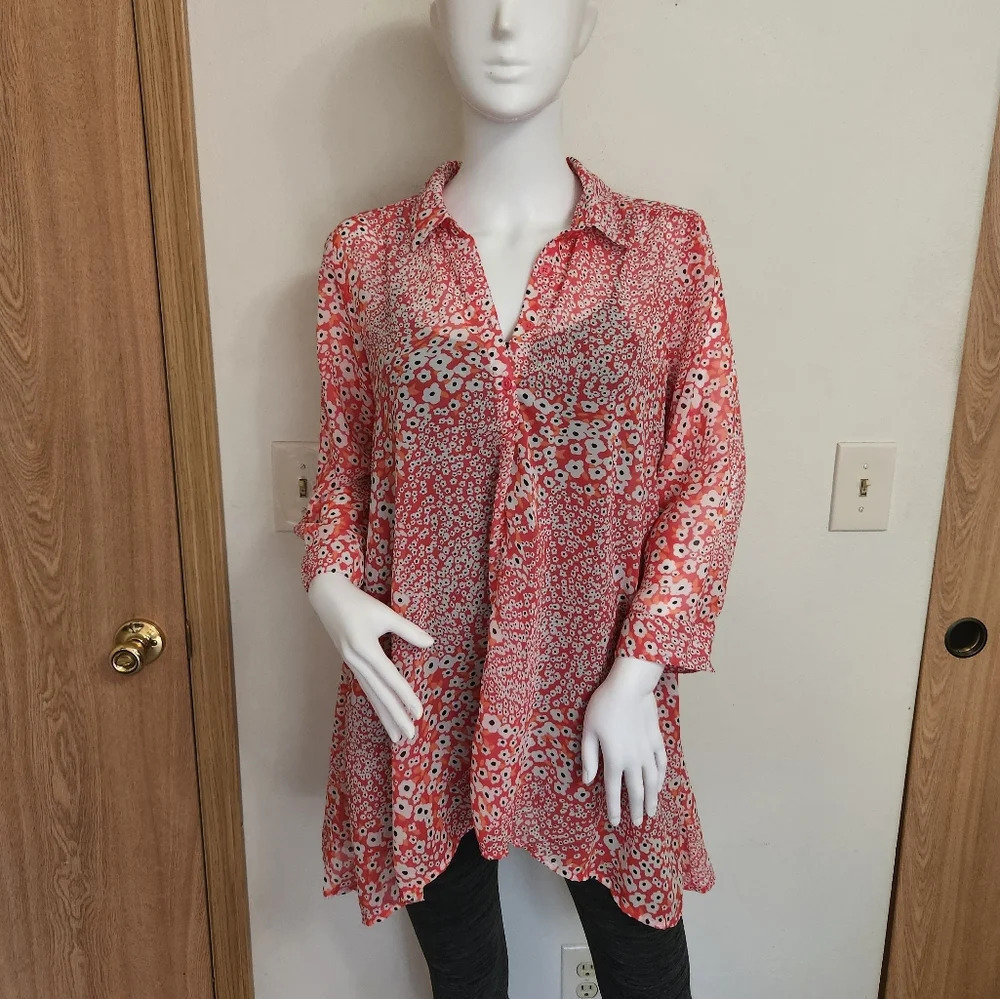 Pink and white Caffè Marrakech‎ 3/4 sleeve blouse size medium